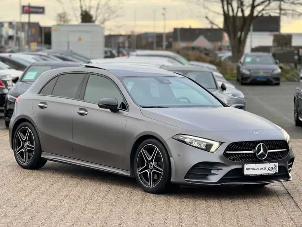 Mercedes-Benz A 200 AMG Line Night-Paket Designo Magno 11/2019-photo-1