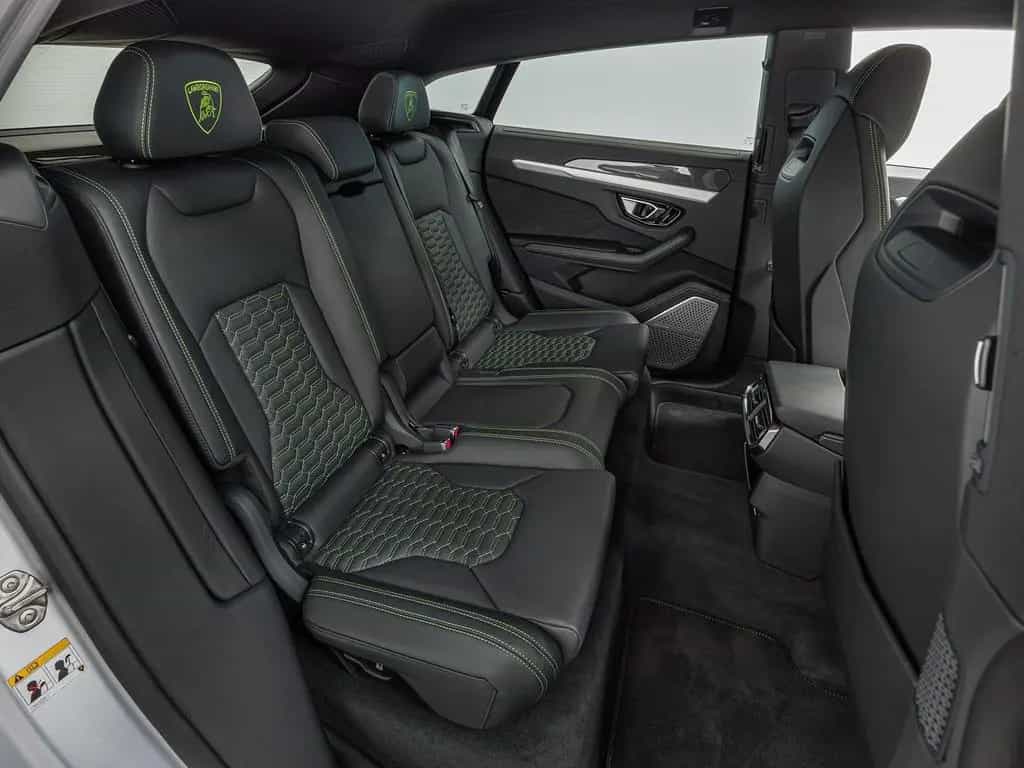 Lamborghini Urus 07/2020-photo-14