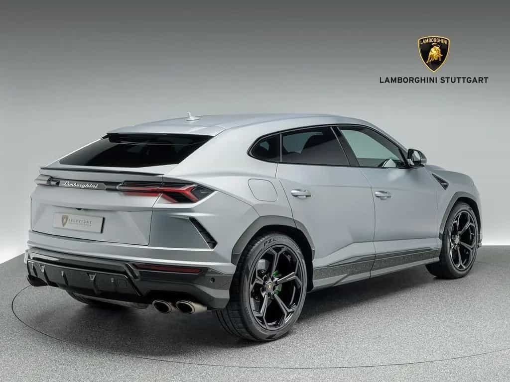 Lamborghini Urus 07/2020-photo-21
