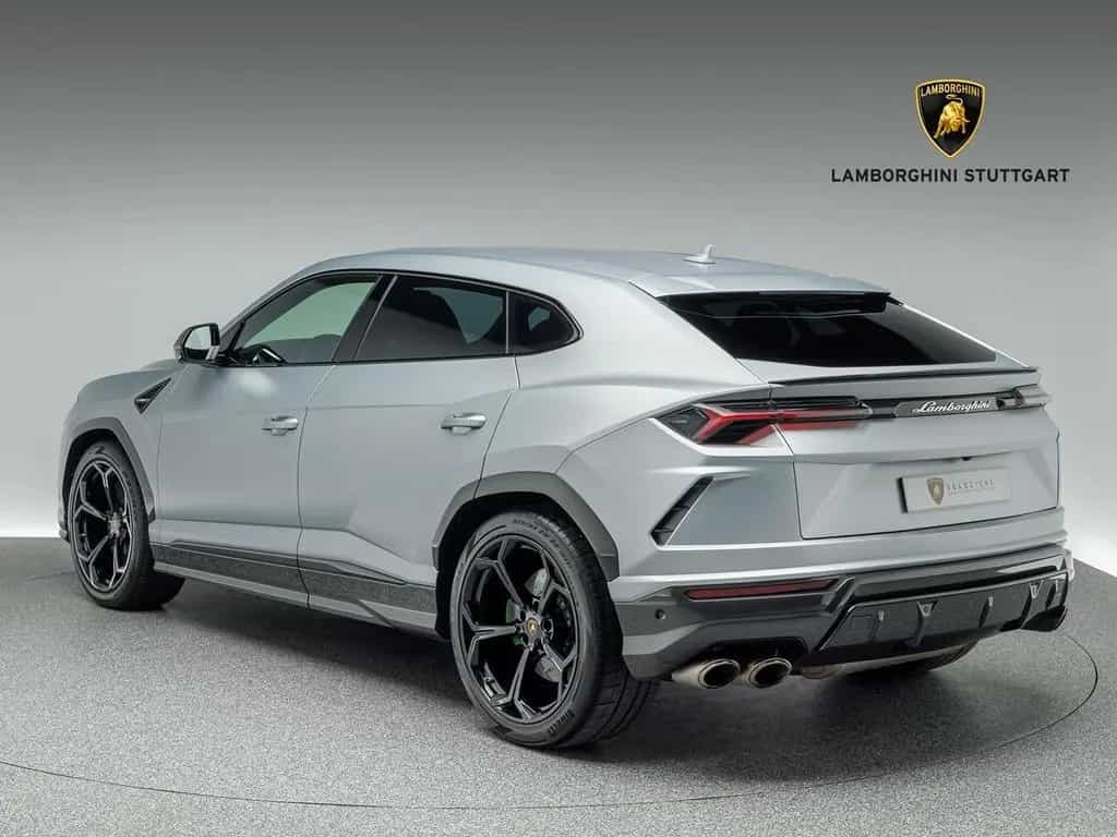 Lamborghini Urus 07/2020-photo-3