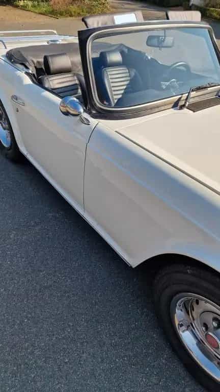 Triumph TR6 09/1976-photo-12
