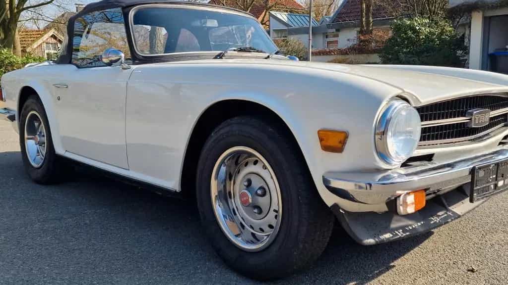 Triumph TR6 09/1976-photo-6