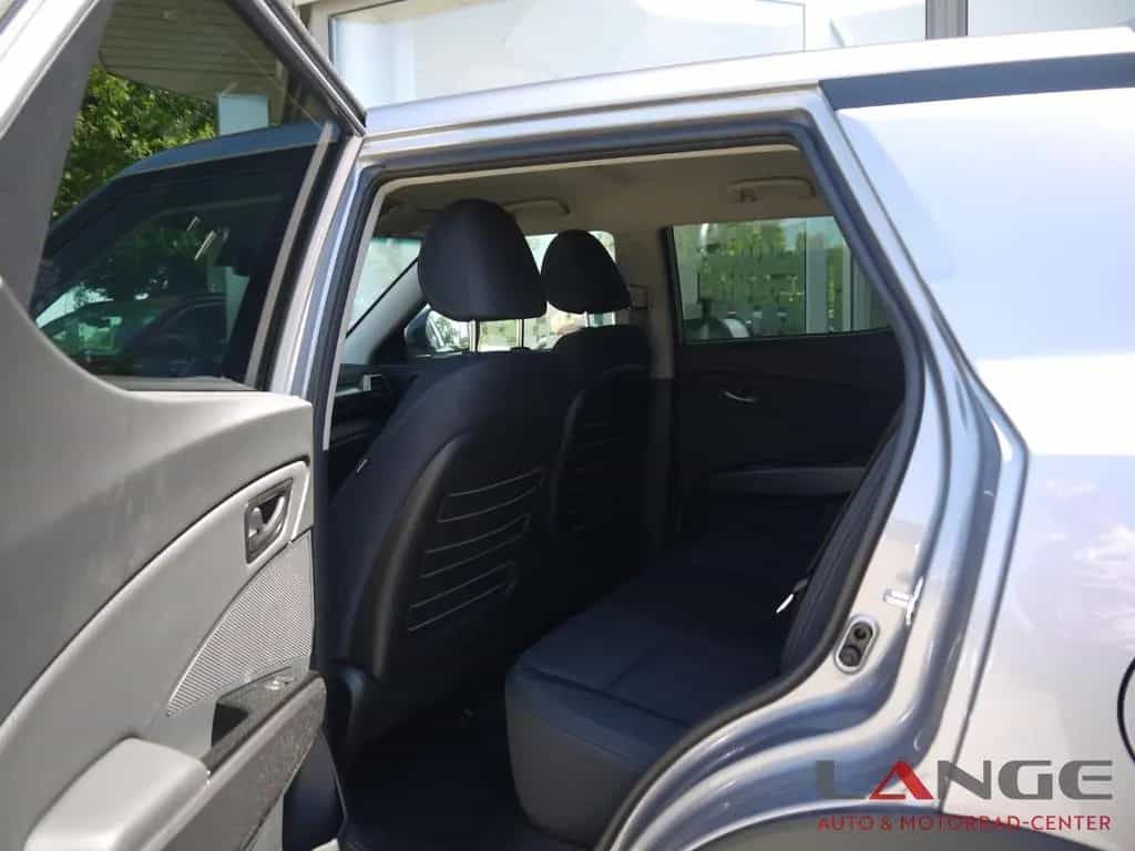 KGM Tivoli 1.5 T-GDi 120kW Nomad Navi SHZ Temp Tel.- null-photo-6