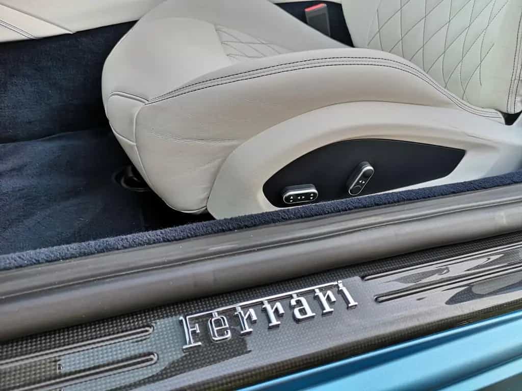 Ferrari California T 3.8 V8 09/2017-photo-28