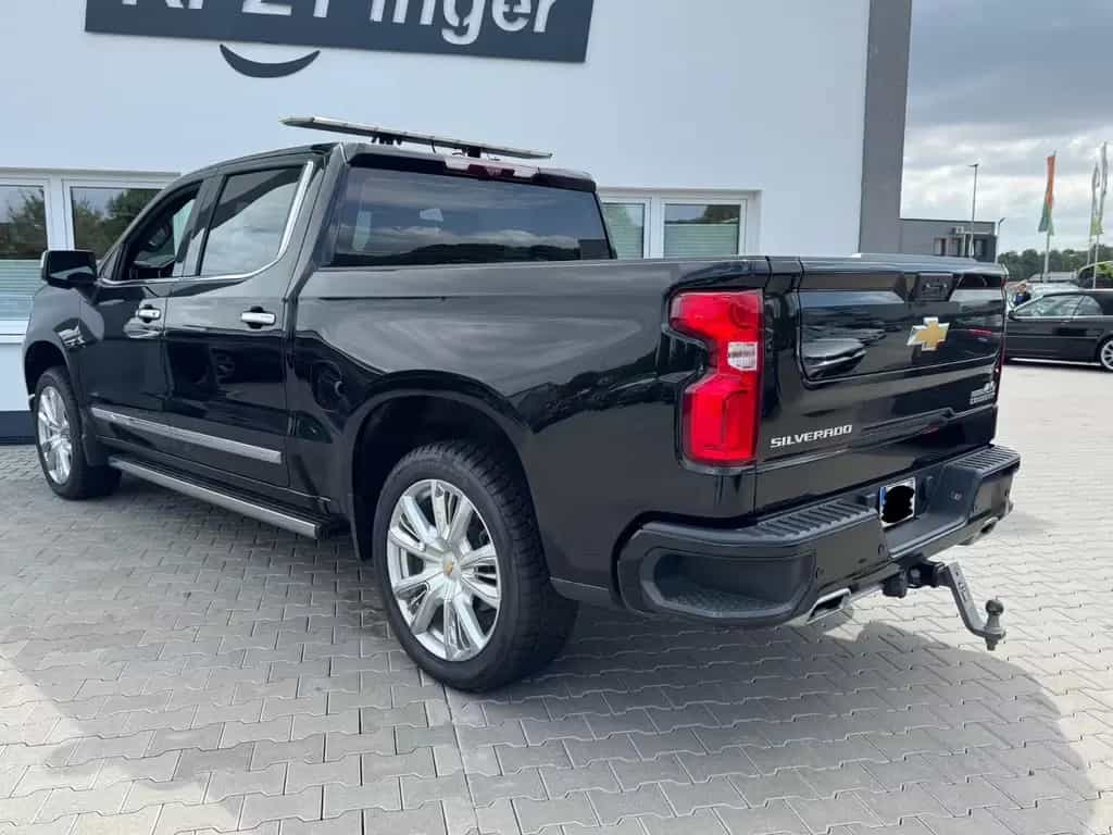 Chevrolet Silverado High Country 11/2023-photo-4