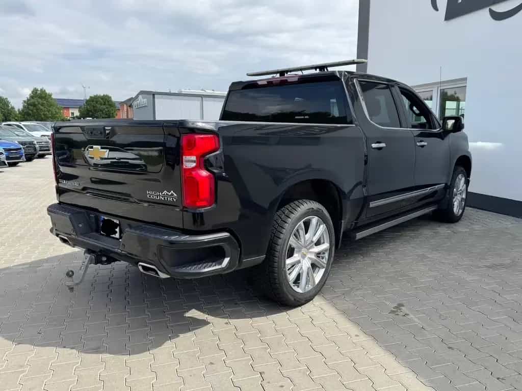 Chevrolet Silverado High Country 11/2023-photo-5