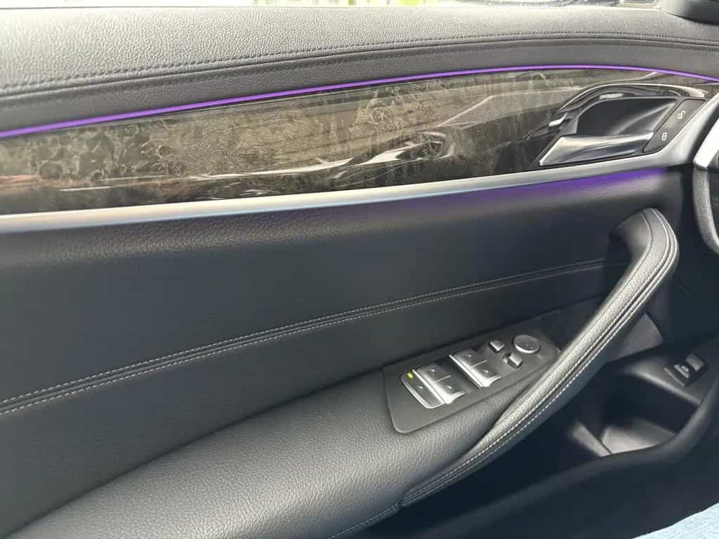 BMW 5 Series 520 d Touring Luxury Line el.Heckklappe Pano LED 06/2020-photo-12
