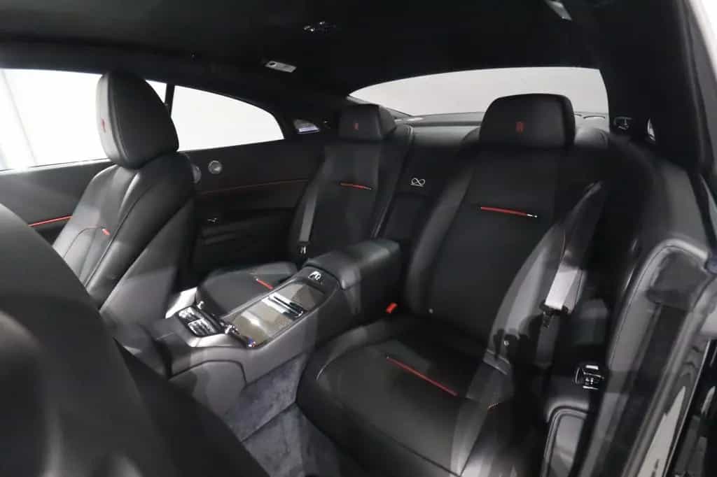 Rolls-Royce Wraith Black Badge 04/2019-photo-16