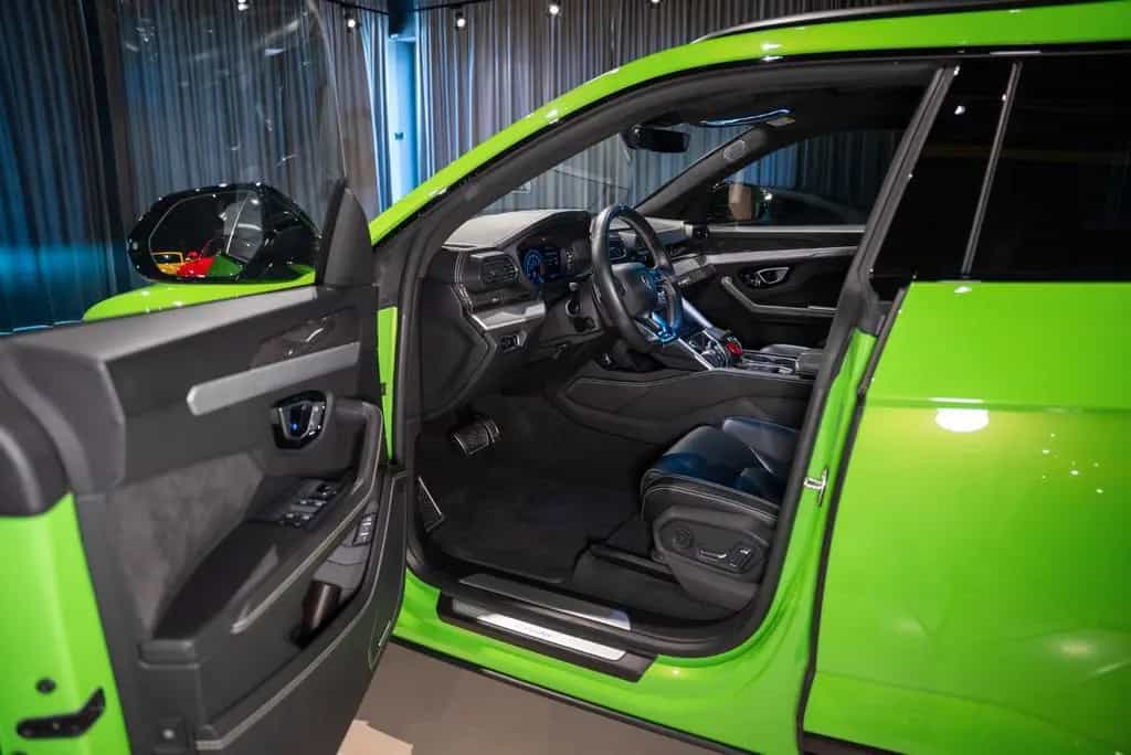 Lamborghini Urus 4.0 V8 Carbon|Distronic|LED 06/2020-photo-13