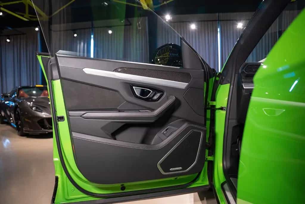 Lamborghini Urus 4.0 V8 Carbon|Distronic|LED 06/2020-photo-16