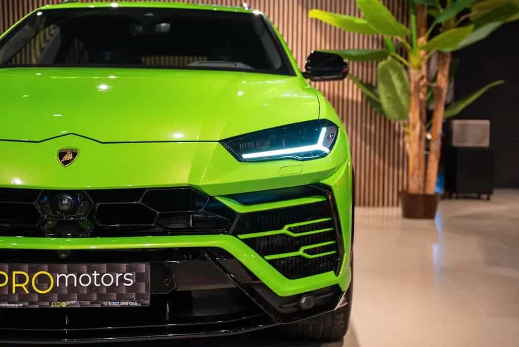 Lamborghini Urus 4.0 V8 Carbon|Distronic|LED 06/2020-photo-2