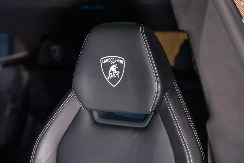 Lamborghini Urus 4.0 V8 Carbon|Distronic|LED 06/2020-photo-21