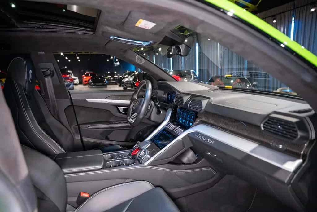 Lamborghini Urus 4.0 V8 Carbon|Distronic|LED 06/2020-photo-28