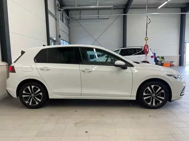 Volkswagen Golf VIII Lim. 1.5TSI United ACC+LANE+APP 11/2020-photo-3