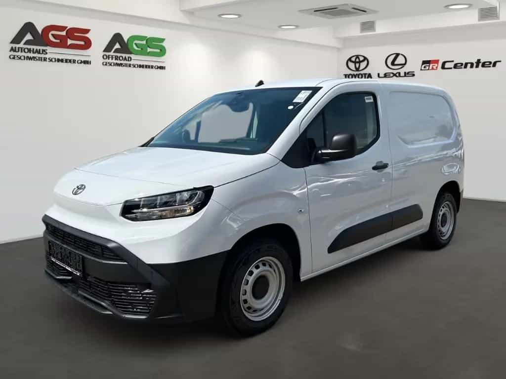 Toyota Proace City L1 Meister 1.2L 6-Gang Navigationssy 05/2026-photo-0