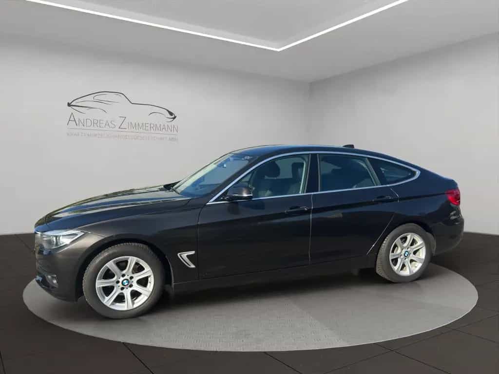 BMW 3 Series 320i Gran Turismo Advantage LED/NAVI/PDC/LEDER 03/2017-photo-1