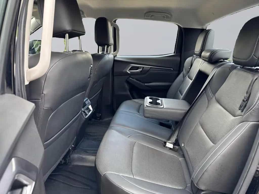 Isuzu D-Max Double Cab 4WD LSE +Rollo 05/2022-photo-10
