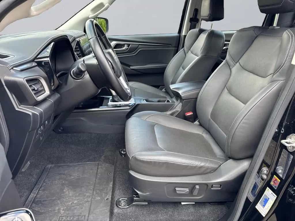 Isuzu D-Max Double Cab 4WD LSE +Rollo 05/2022-photo-9