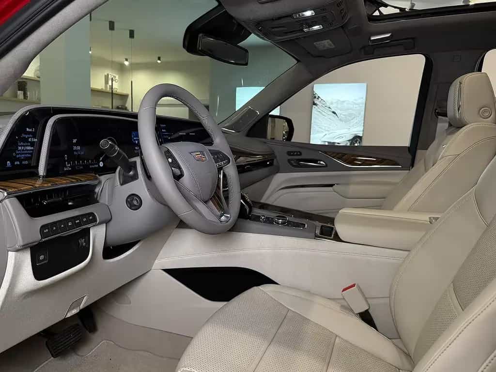 Cadillac Escalade VFW|Sport Platinum|EU-Navi|AHK|RearSeatEnt. 07/2025-photo-16