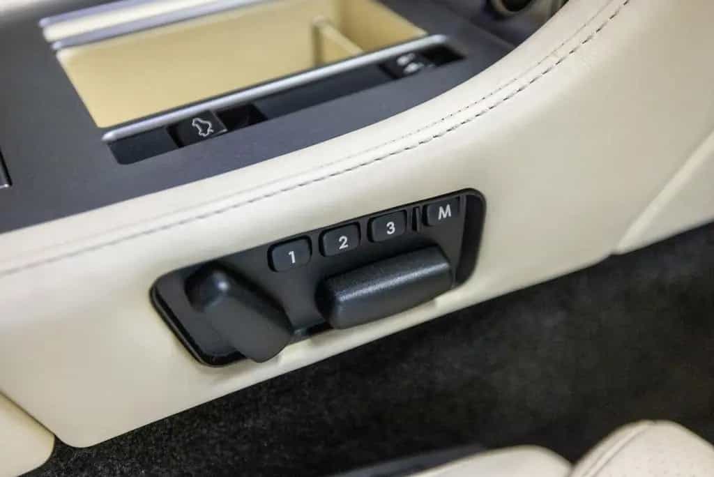Aston Martin DB9 5.9 V12 Touchtronic Btw auto, Fiscale waarde 02/2009-photo-23