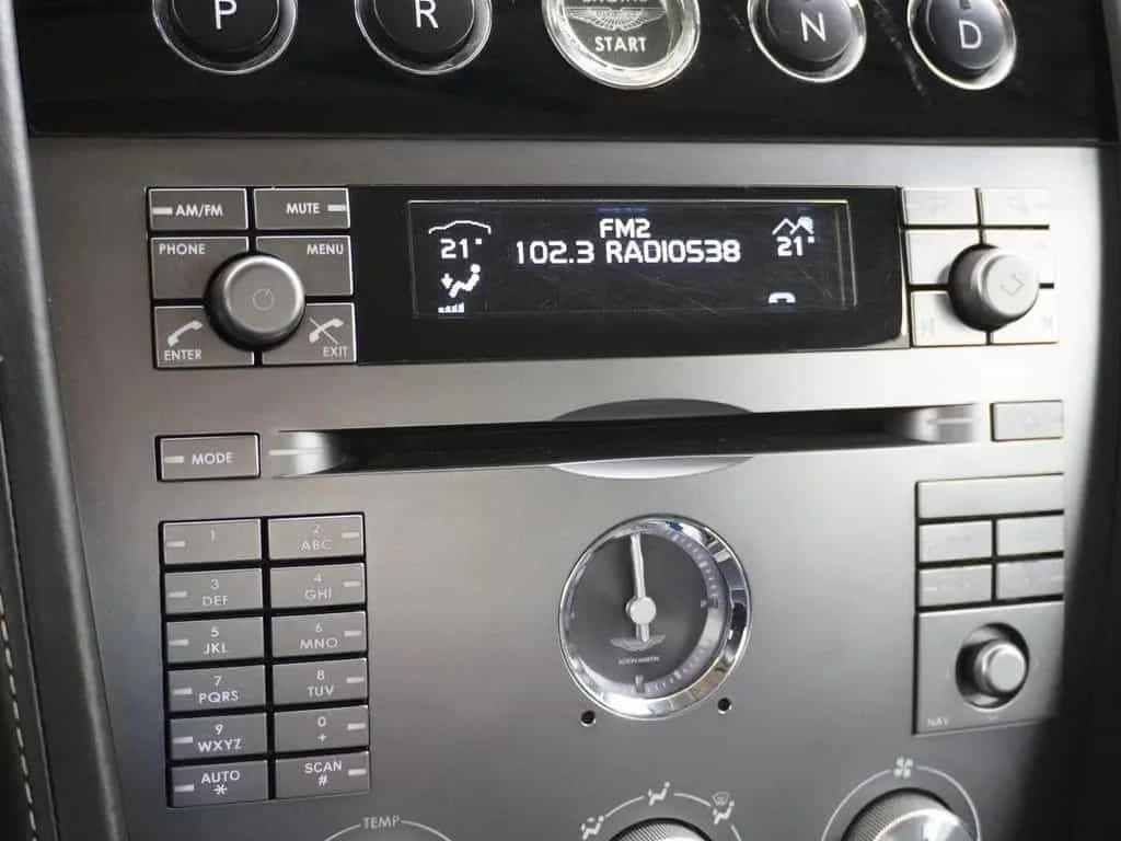 Aston Martin DB9 Volante 5.9 V12 Touchtronic NL Auto |  navi 01/2008-photo-24
