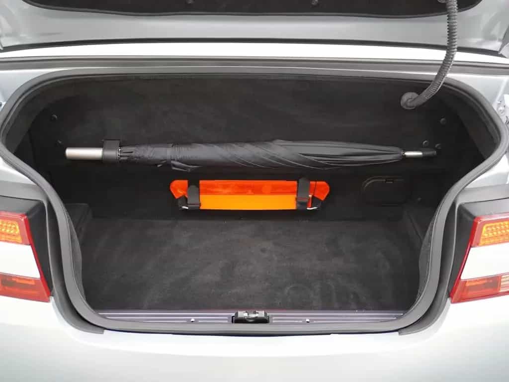 Aston Martin DB9 Volante 5.9 V12 Touchtronic NL Auto |  navi 01/2008-photo-6