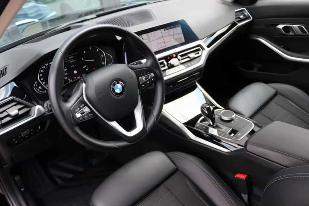 BMW 320 d xDrive Touring SportLine ShadowLine Head Up 11/2020-photo-14