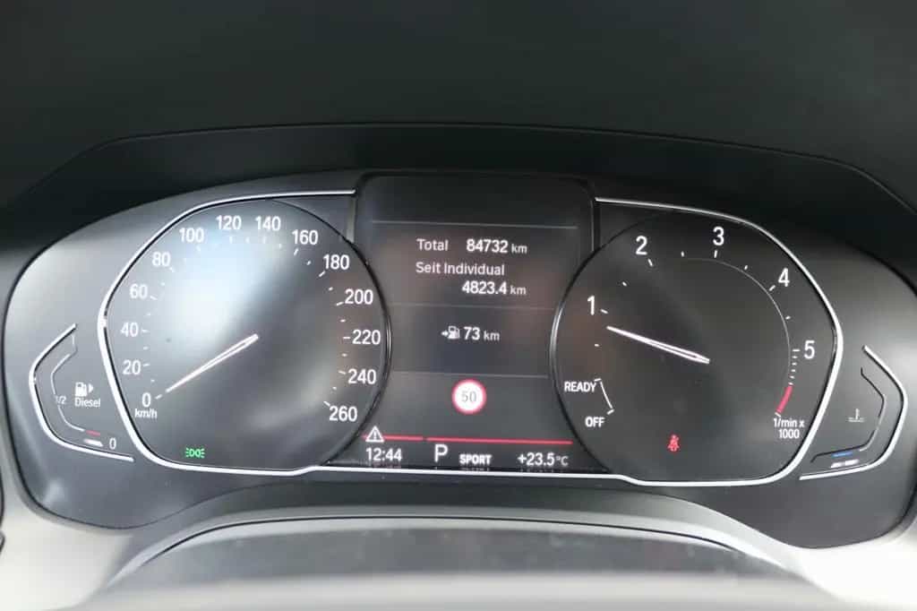 BMW 320 d xDrive Touring SportLine ShadowLine Head Up 11/2020-photo-15