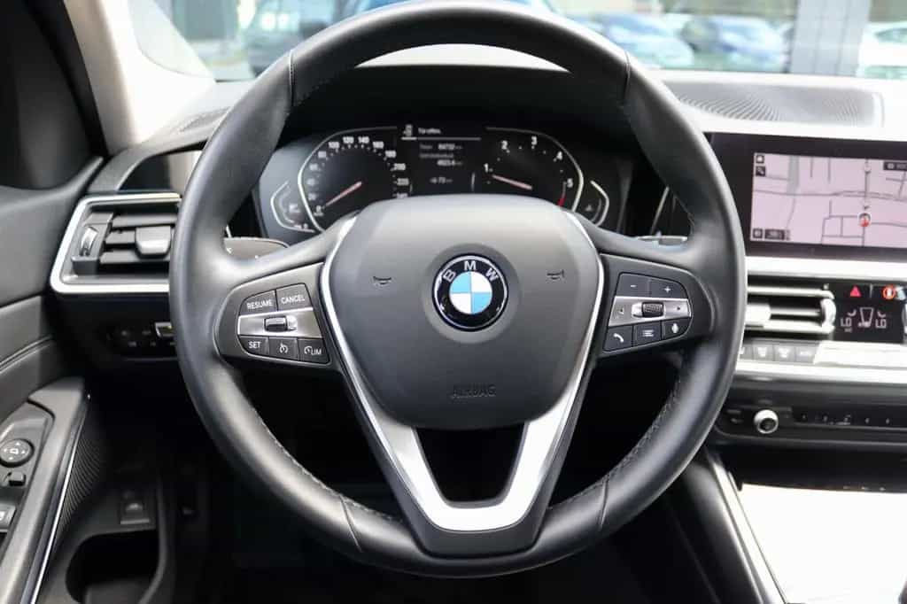 BMW 320 d xDrive Touring SportLine ShadowLine Head Up 11/2020-photo-20