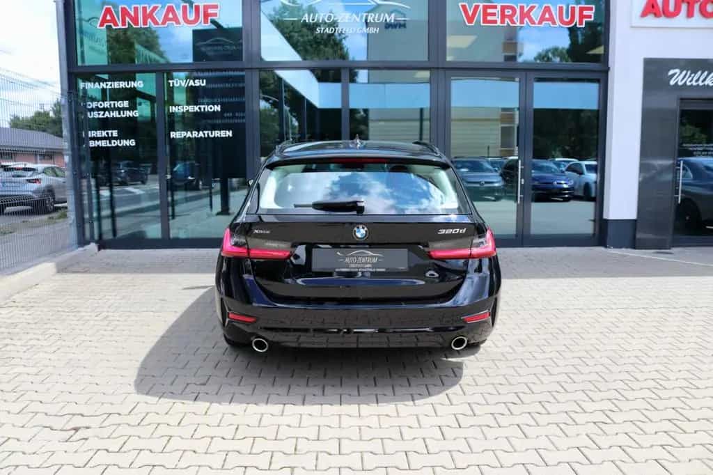 BMW 320 d xDrive Touring SportLine ShadowLine Head Up 11/2020-photo-5