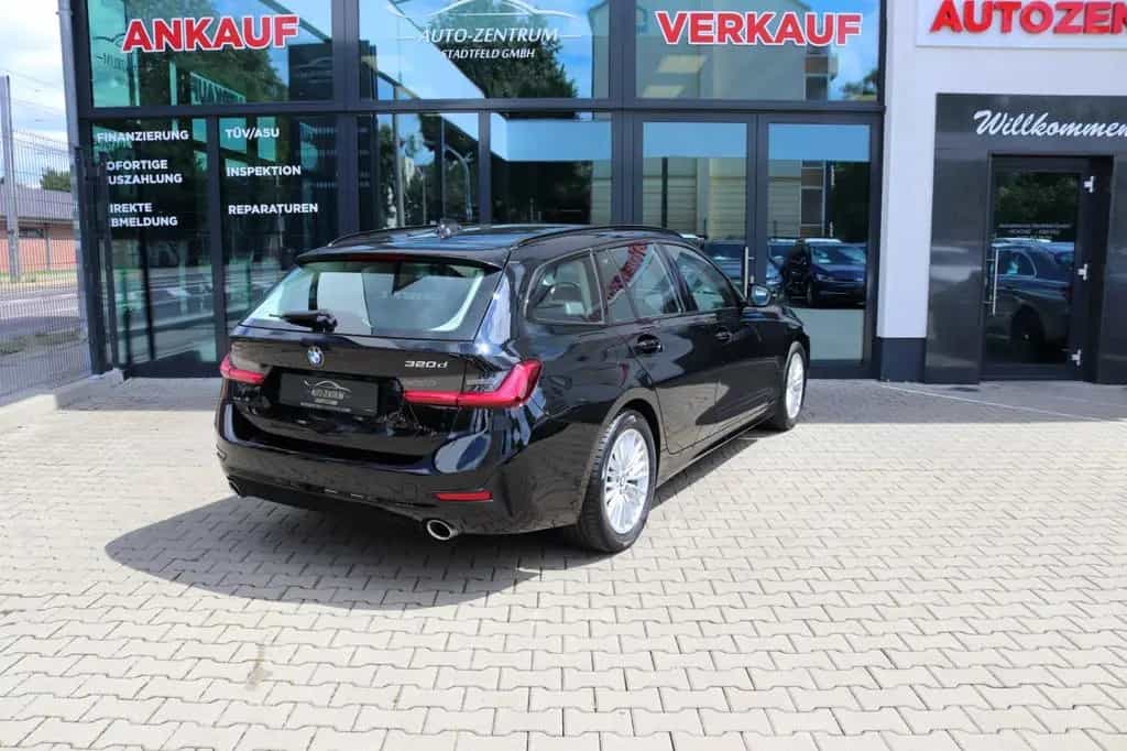 BMW 320 d xDrive Touring SportLine ShadowLine Head Up 11/2020-photo-9