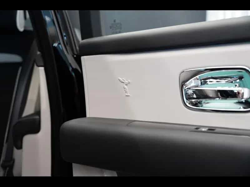Rolls-Royce Cullinan Provenance 2 Year Warranty &  Service 12/2024-photo-14