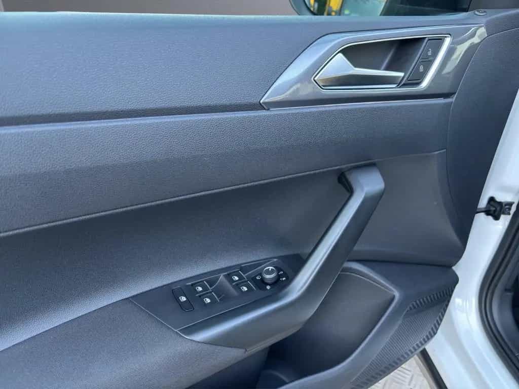 Volkswagen Taigo 1.0 TSI Style App Connect Matrix LED SH LM 04/2022-photo-10