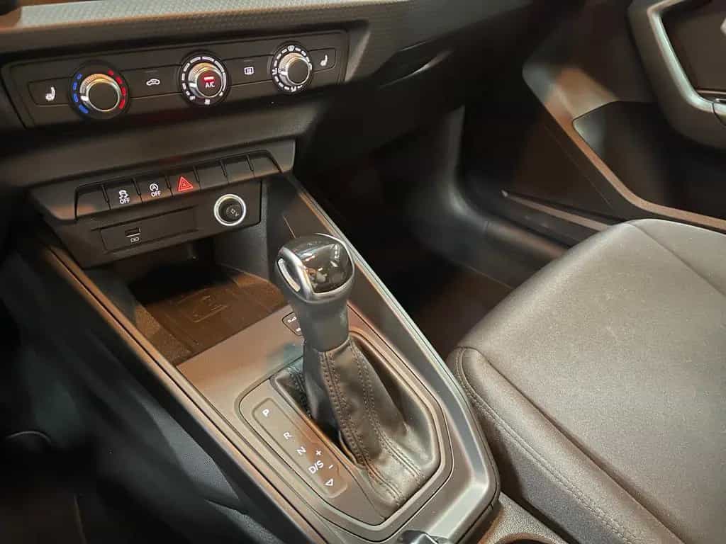 Audi A1 Sportback 30 TFSI/ DigitalTacho/ACC/1.HAND 03/2019-photo-16