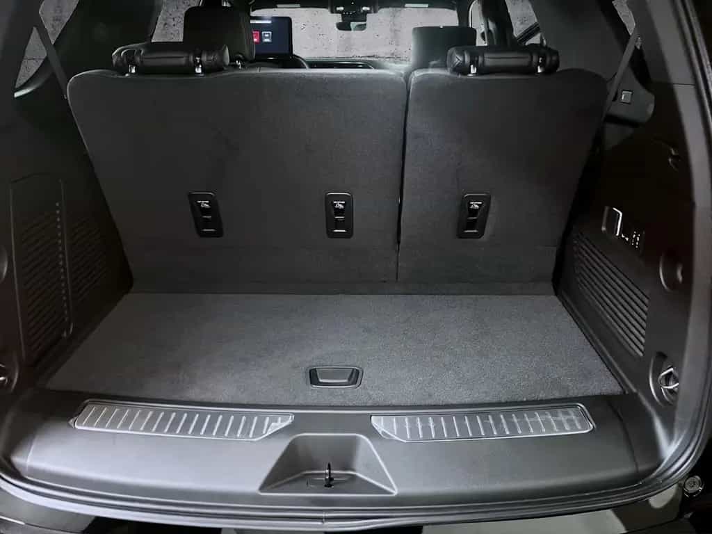 GMC Yukon Denali 6,2L V8 null-photo-16