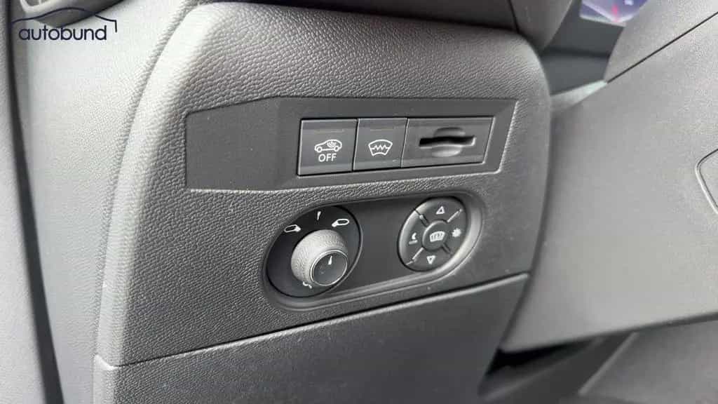 DS Automobiles DS3 1,2 PT 130 Automatik Alu HUD KA LED Link NAV 07/2024-photo-11
