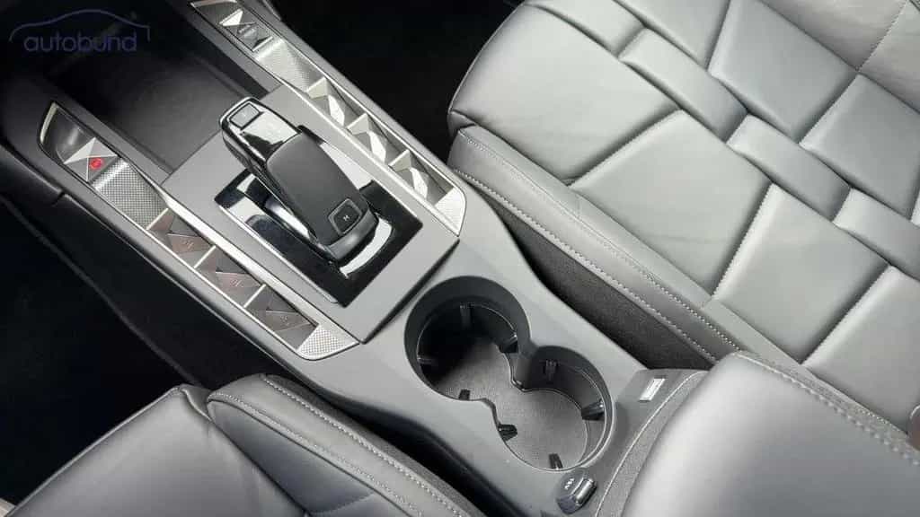 DS Automobiles DS3 1,2 PT 130 Automatik Alu HUD KA LED Link NAV 07/2024-photo-15