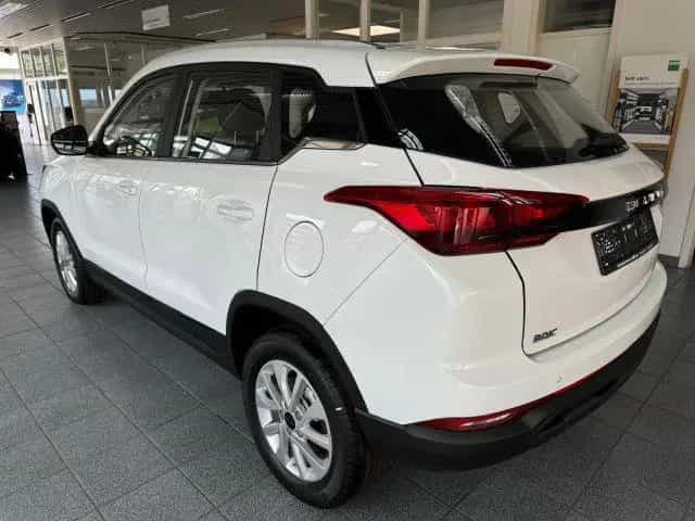 BAIC Beijing X35 CVT null-photo-2