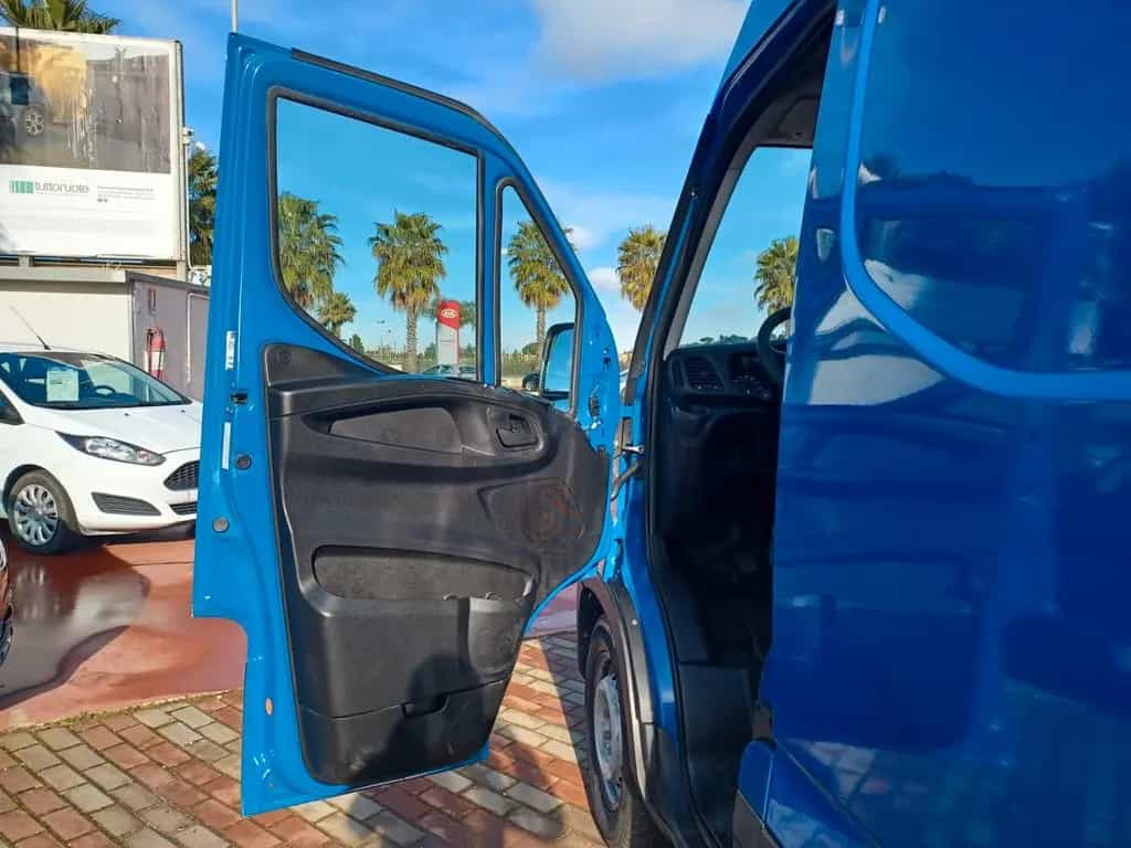 Iveco New Daily 2.3 35S13 . 10/2015-photo-6