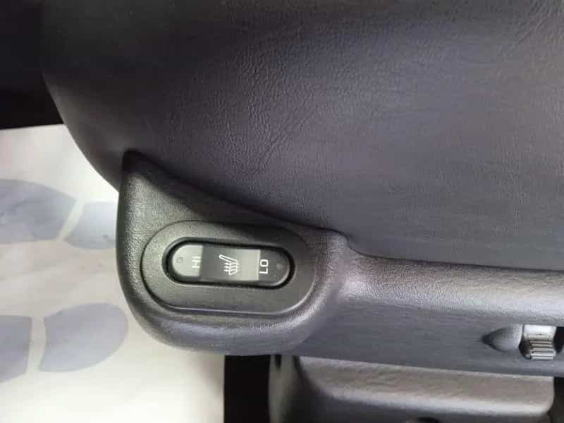 Chrysler PT Cruiser 2.4 cat Limited Cabrio 12/2005-photo-10