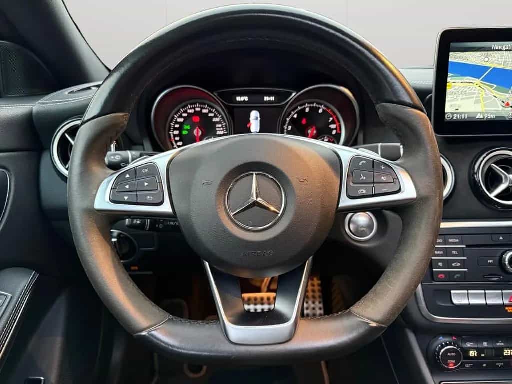 Mercedes-Benz CLA-Class 250 Shooting Brake 4-Matik AMG-Line*LED*Pano 06/2018-photo-13