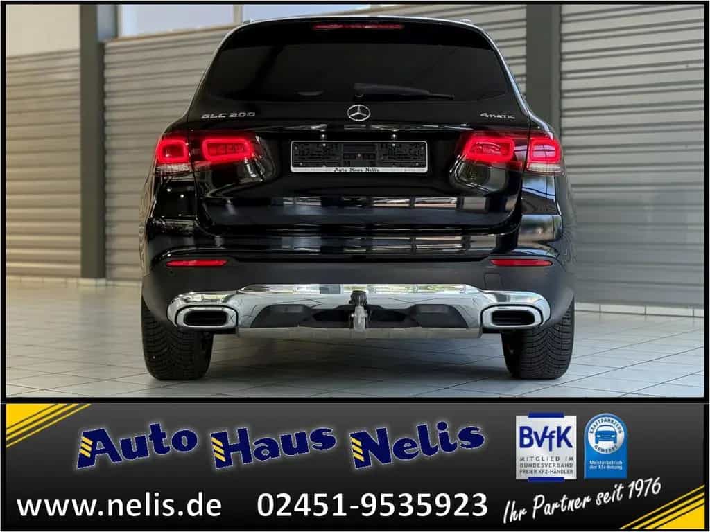 Mercedes-Benz GLC 200 AMG-Line Innen Panorama AHK FACELIFT WiF 10/2019-photo-3