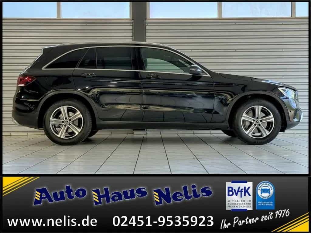 Mercedes-Benz GLC 200 AMG-Line Innen Panorama AHK FACELIFT WiF 10/2019-photo-31