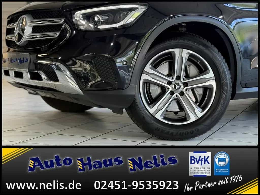 Mercedes-Benz GLC 200 AMG-Line Innen Panorama AHK FACELIFT WiF 10/2019-photo-34