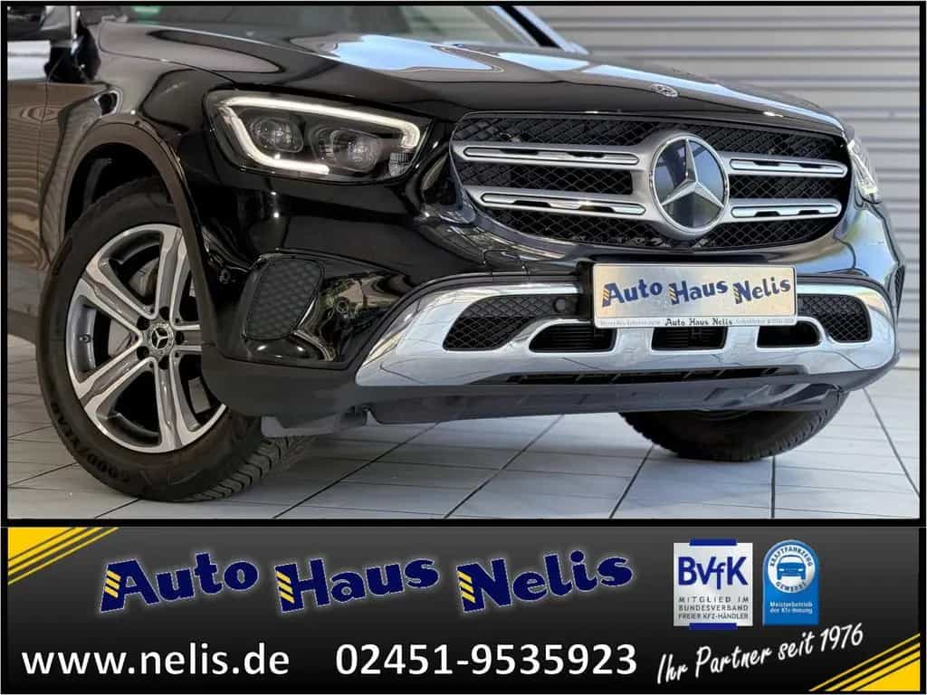 Mercedes-Benz GLC 200 AMG-Line Innen Panorama AHK FACELIFT WiF 10/2019-photo-35