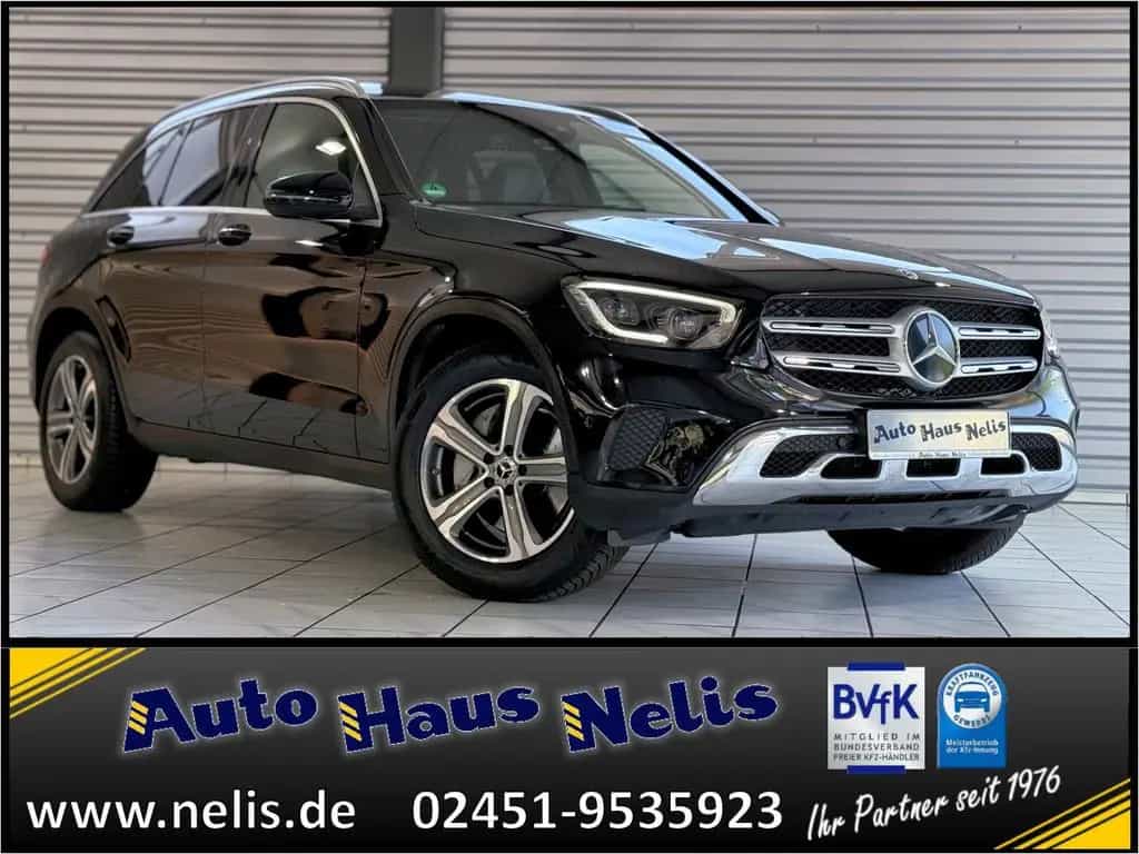 Mercedes-Benz GLC 200 AMG-Line Innen Panorama AHK FACELIFT WiF 10/2019-photo-36