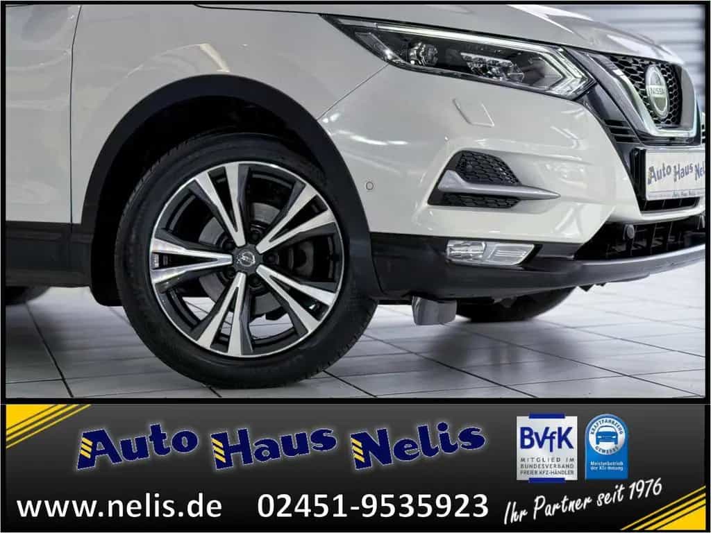 Nissan Qashqai 1,3 DIG-T DCT Tekna 4x2 Keyless LED Navi 01/2019-photo-1