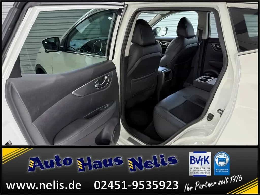 Nissan Qashqai 1,3 DIG-T DCT Tekna 4x2 Keyless LED Navi 01/2019-photo-16