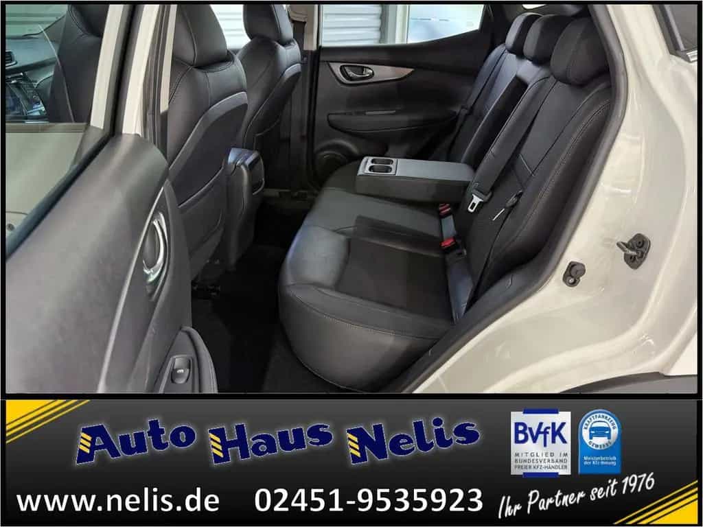Nissan Qashqai 1,3 DIG-T DCT Tekna 4x2 Keyless LED Navi 01/2019-photo-17