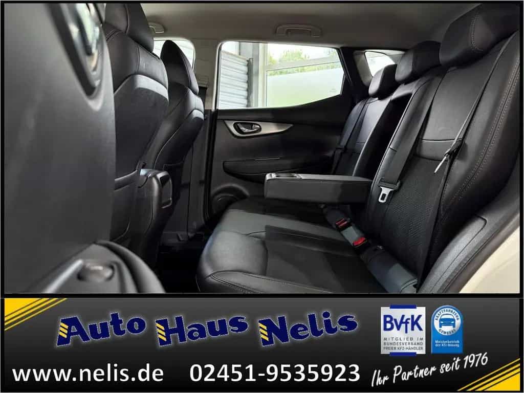 Nissan Qashqai 1,3 DIG-T DCT Tekna 4x2 Keyless LED Navi 01/2019-photo-18